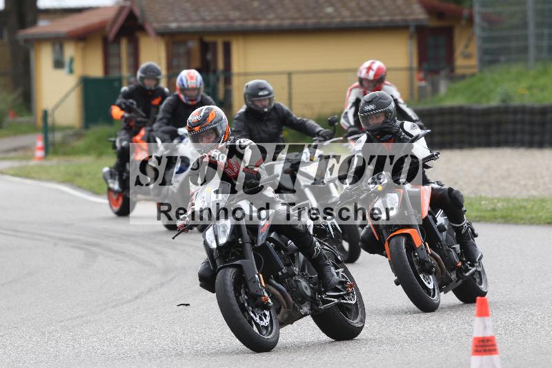 /Archiv-2025/10 23.04.2025 Cornu Master School ADR/rot-rouge/31